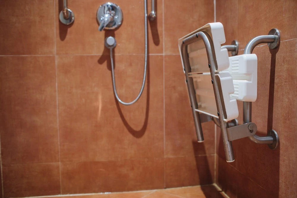 Bath with grab bars for safety