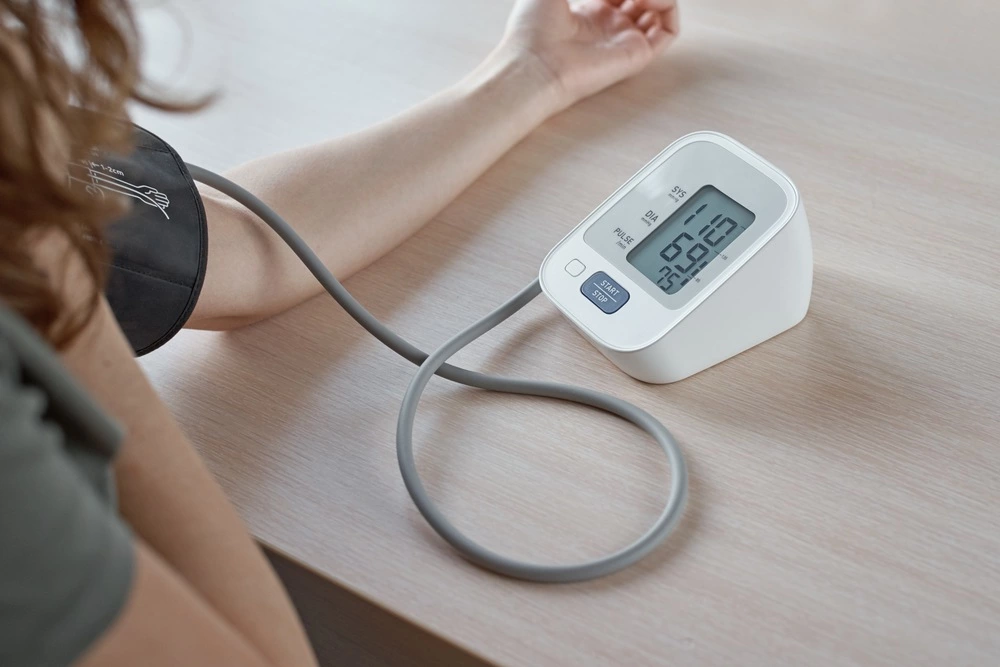 blood pressure machine